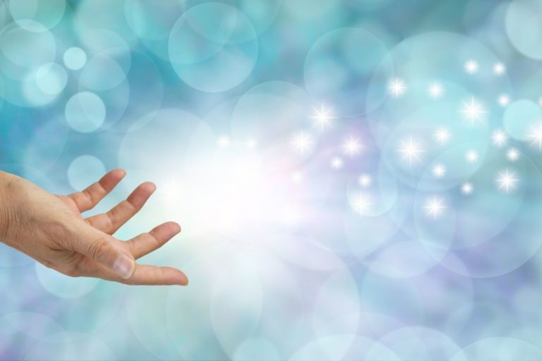 9 Best Reiki Books to Learn and Spiritually Heal
